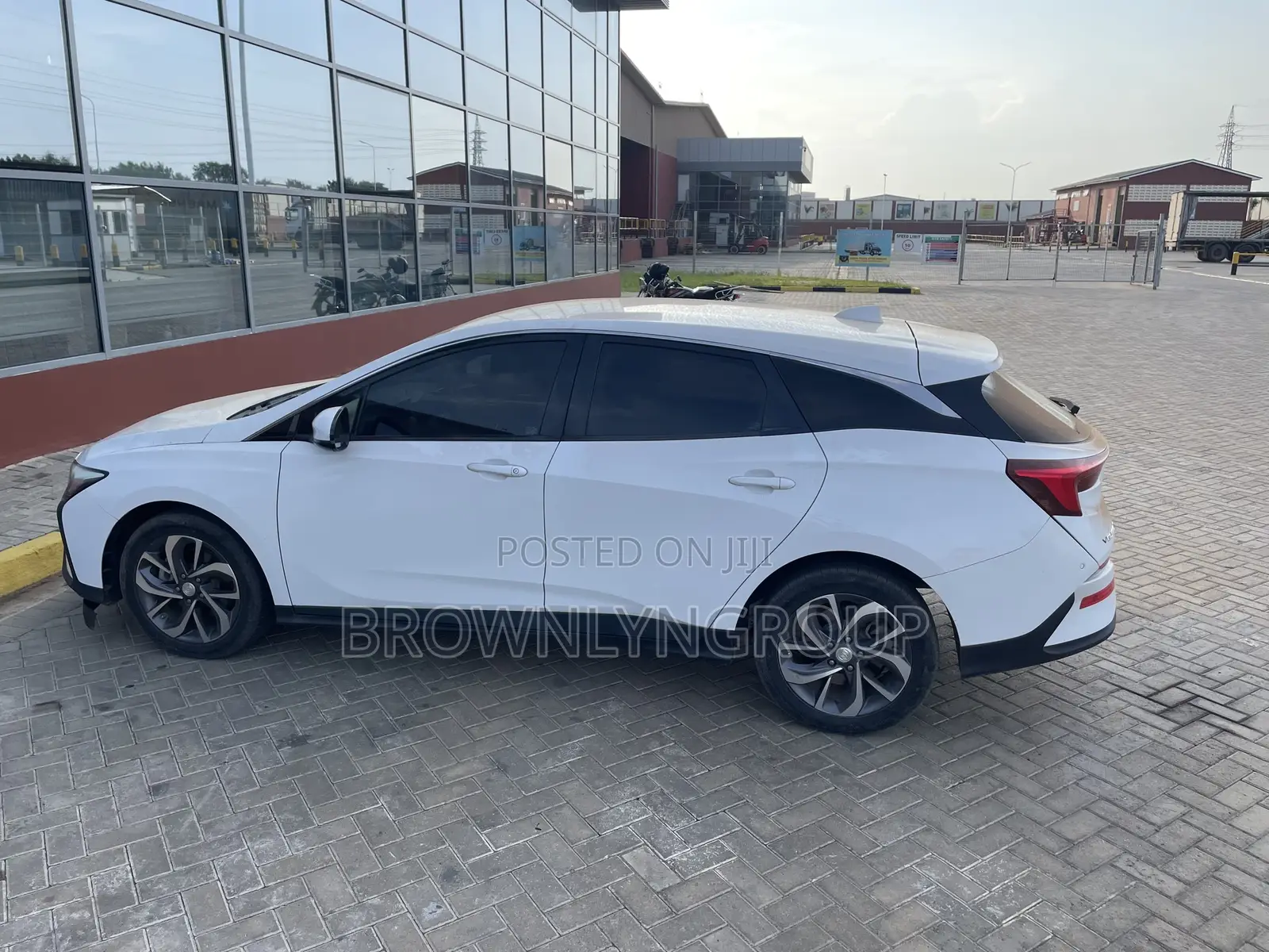 Vlite6 Electric Car for Rent