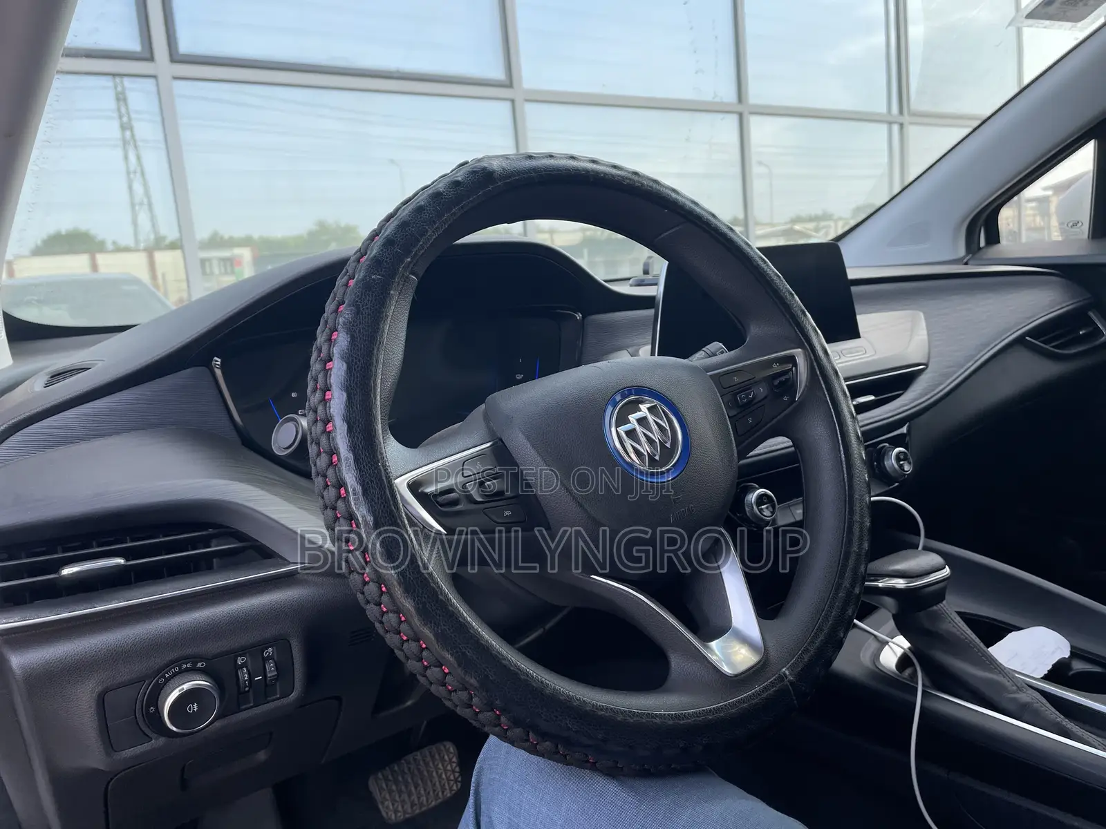 Vlite6 Electric Car for Rent