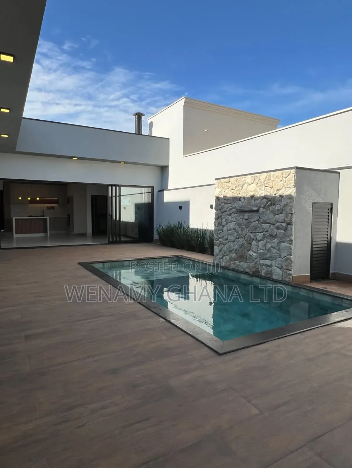 3bdrm House in Accra for sale