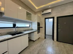 4bdrm House in Spintex Road, Tema Metropolitan for sale