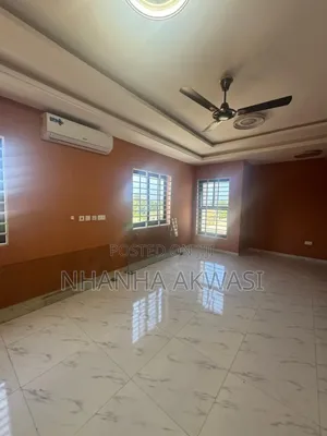 4bdrm House in Sakumono, Tema Metropolitan for sale