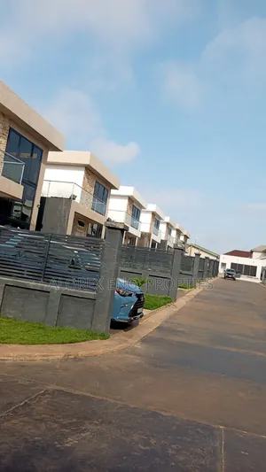 2bdrm Maisonette in Oyarifa for rent