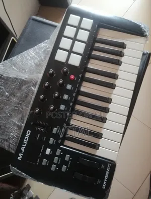 M-Audio Oxygen 25