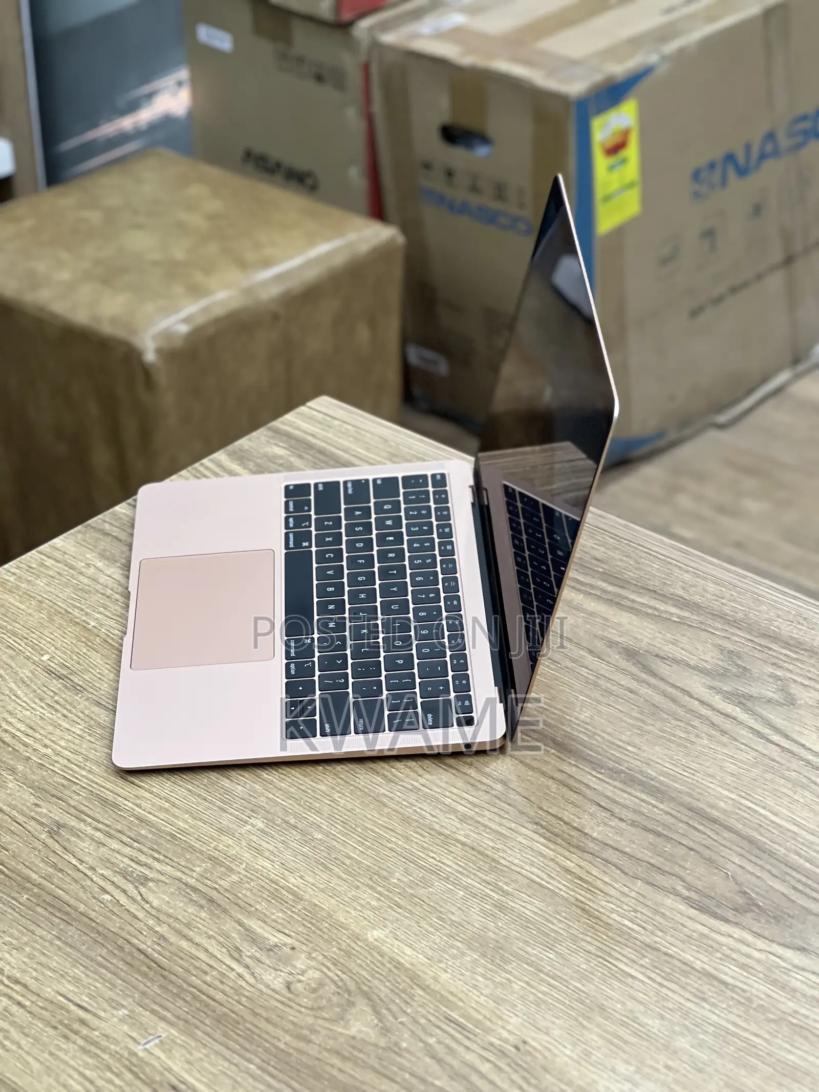 New Laptop Apple MacBook Air 2019 16GB Intel Core I5 SSD 512GB