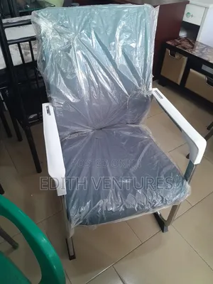 Comfy Visitor's Chair