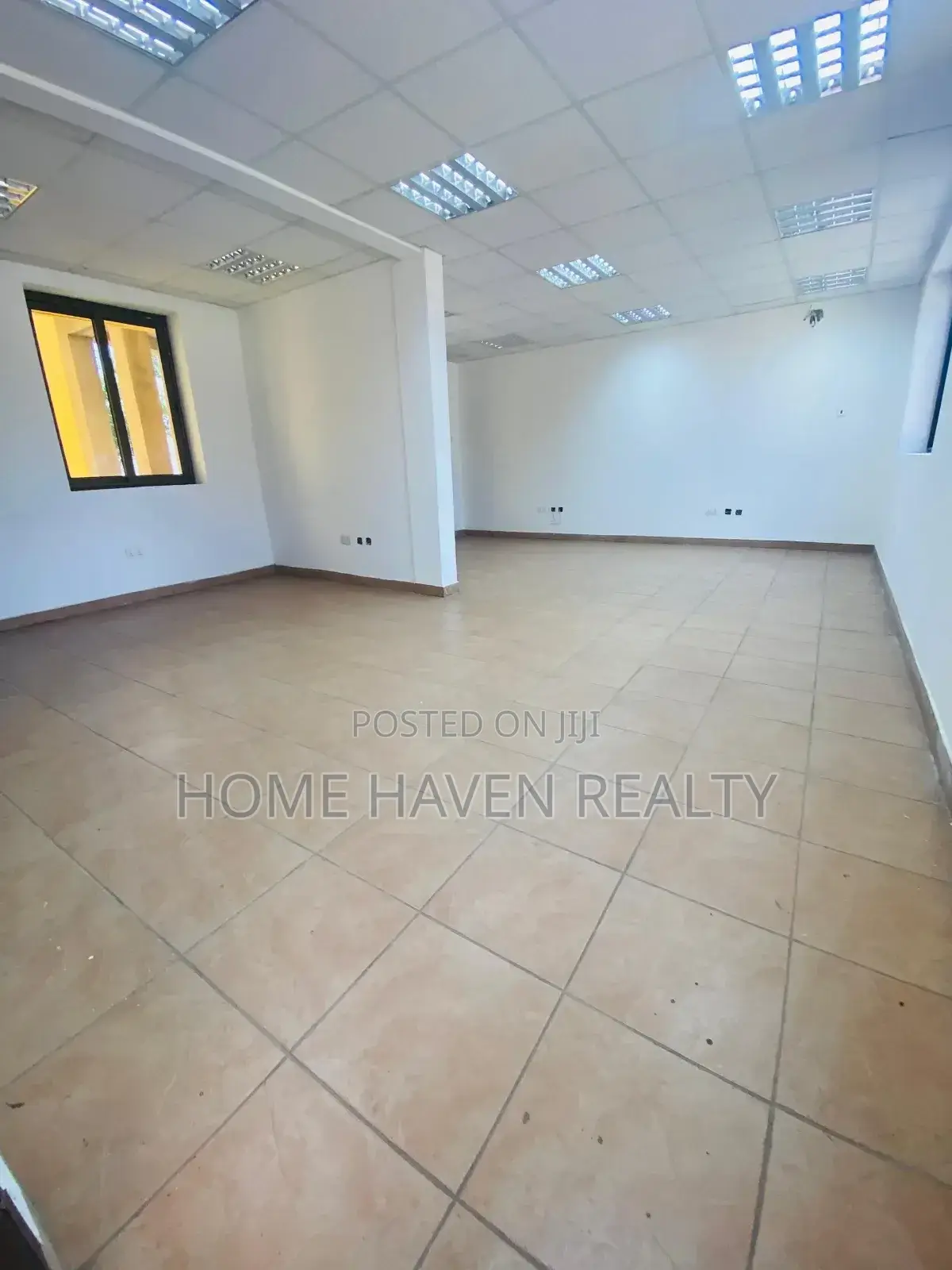7 Office Rooms House for Rent in Kanda Estate