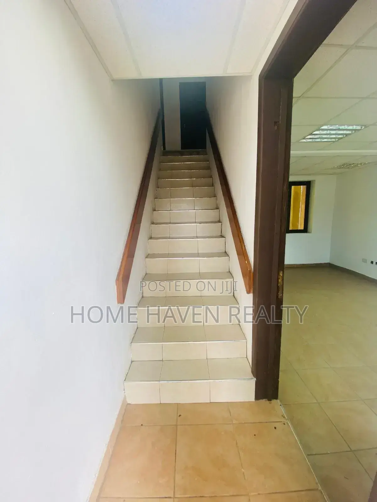 7 Office Rooms House for Rent in Kanda Estate