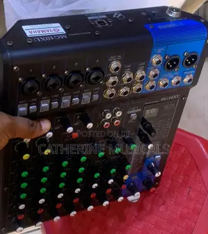 Yamaha Mg 12xu 12- Input 4-Bus Analog Mixer