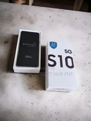 New Samsung Galaxy S10 5G 512 GB Silver