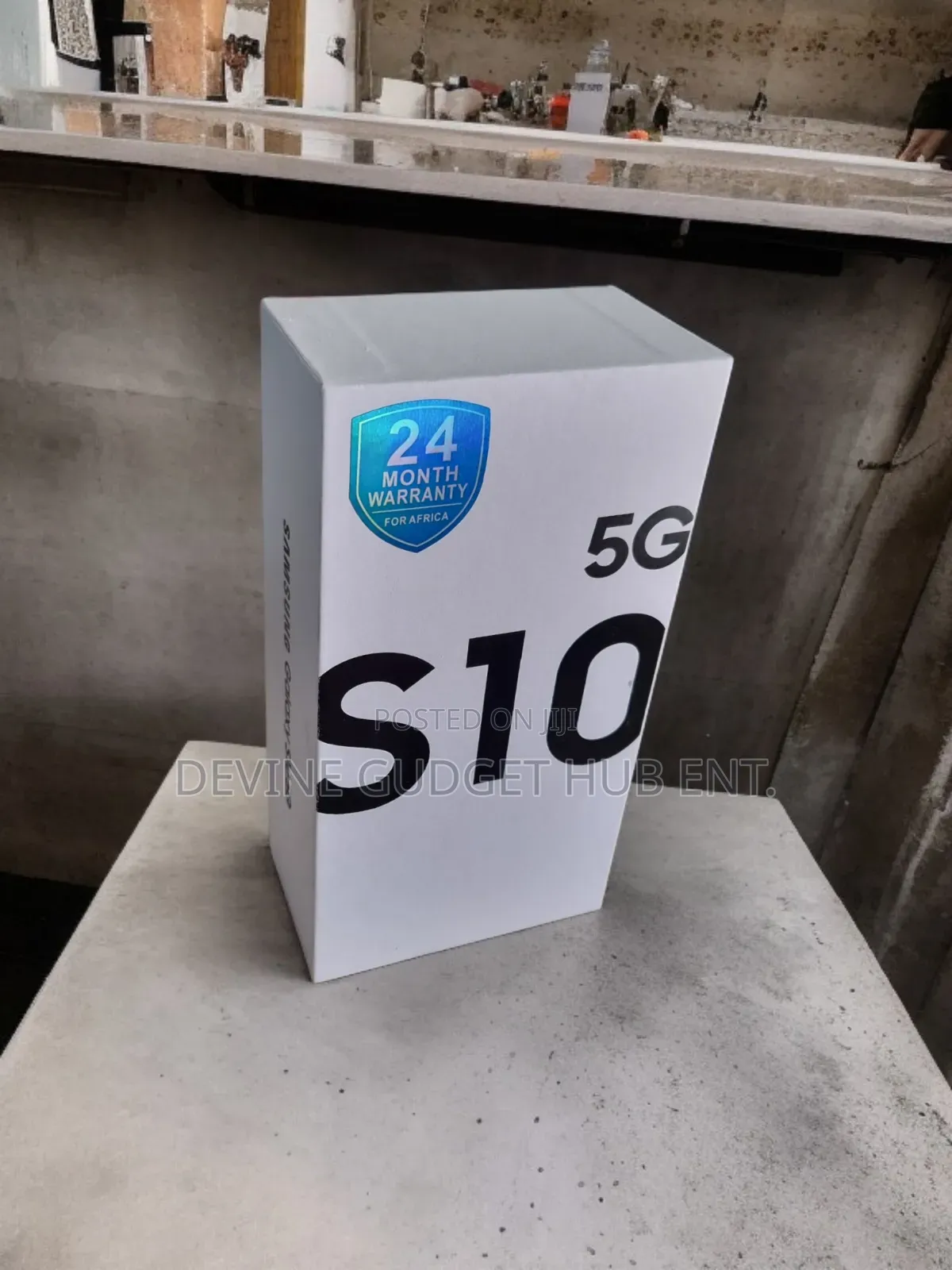New Samsung Galaxy S10 5G 512 GB Silver