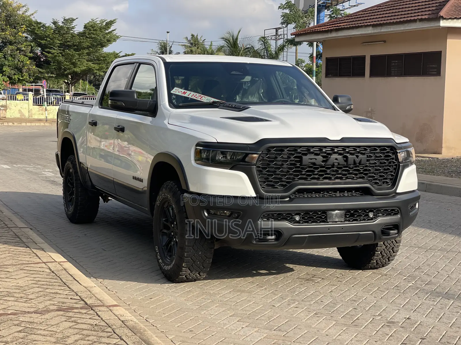 RAM Promaster 2500 2024 White
