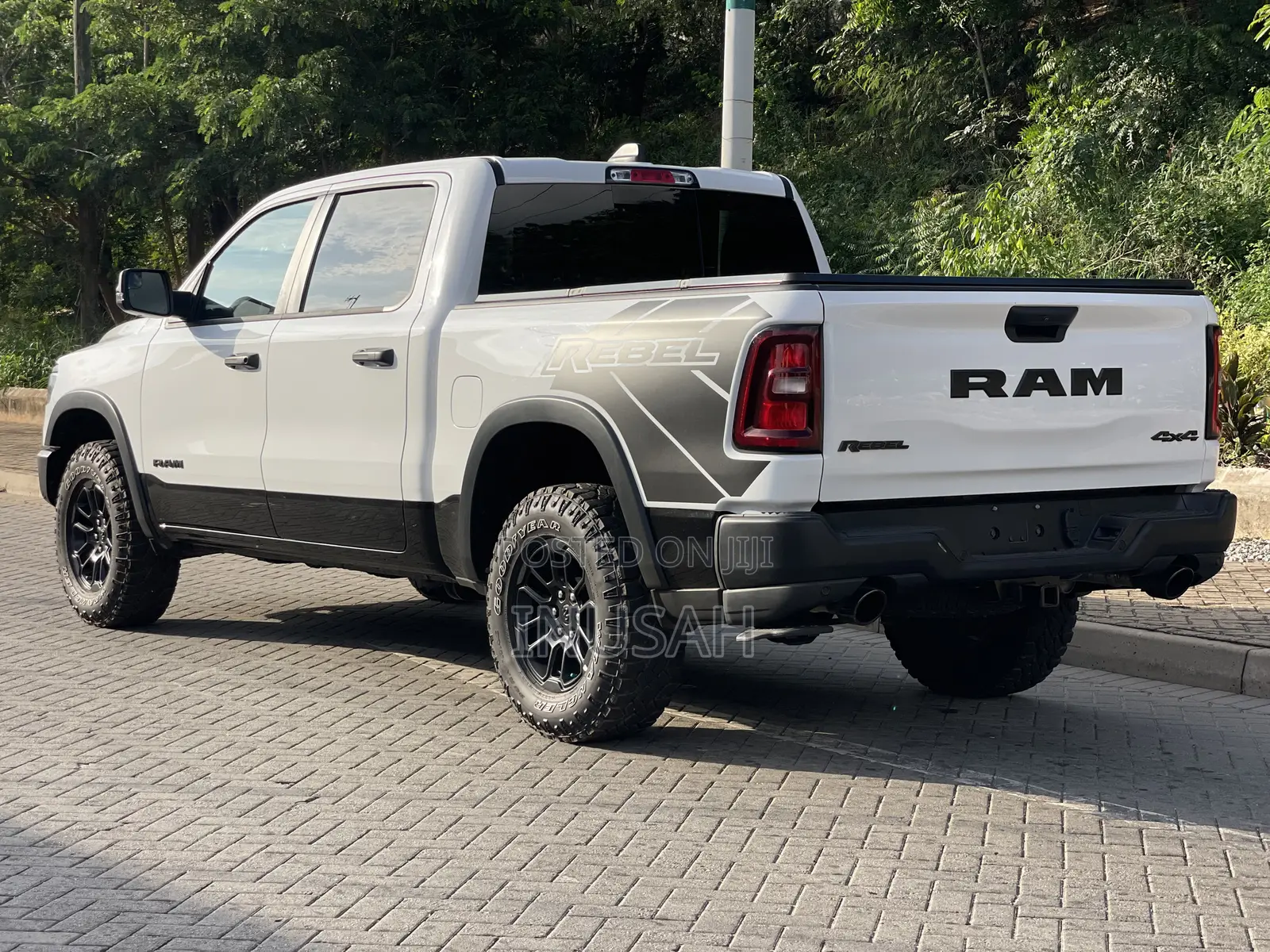 RAM Promaster 2500 2024 White