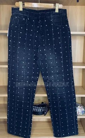 High Quality Baggy Jeans Available in Stock