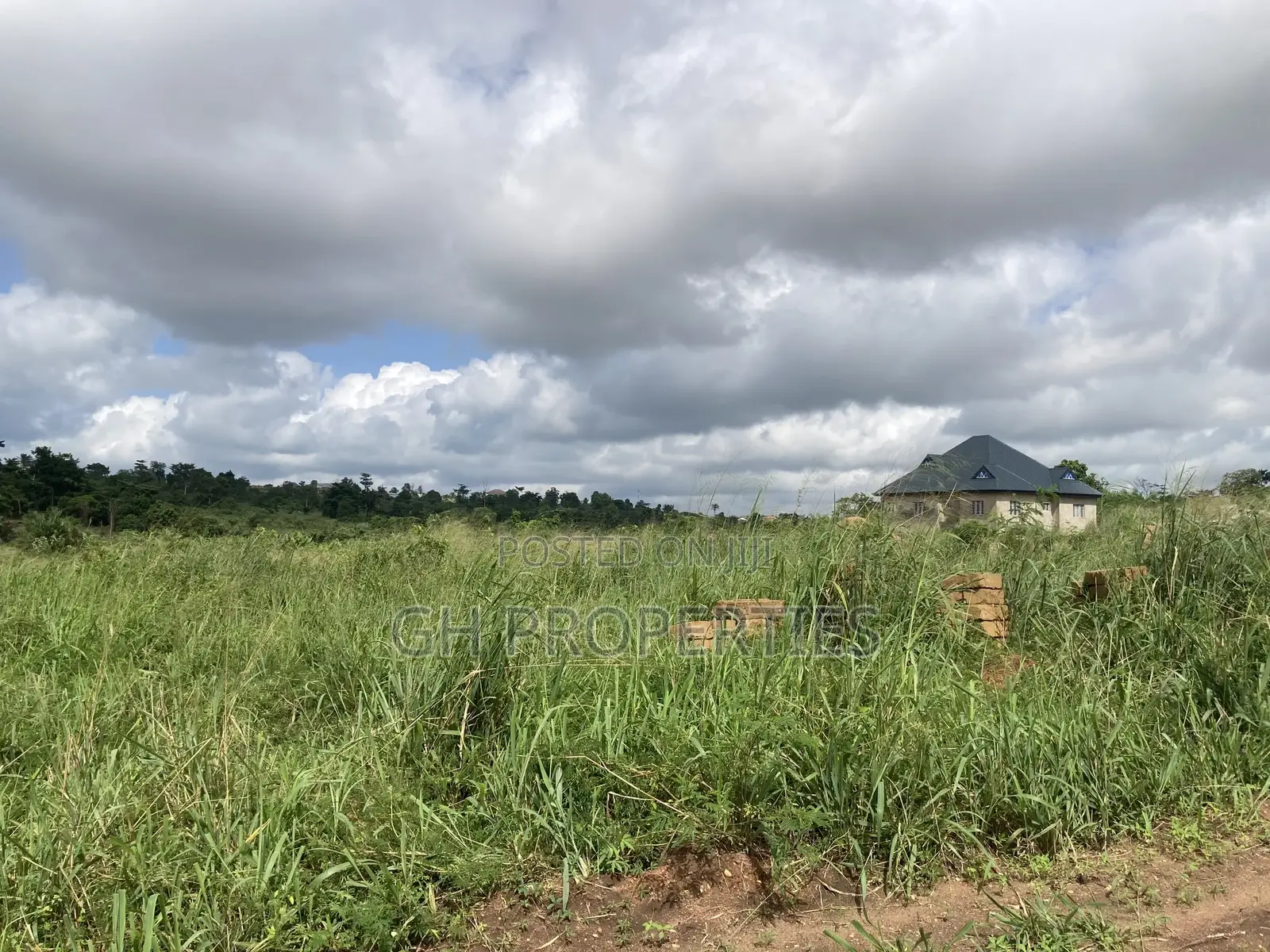 Full Plot for Sale at Kankre Trade Road