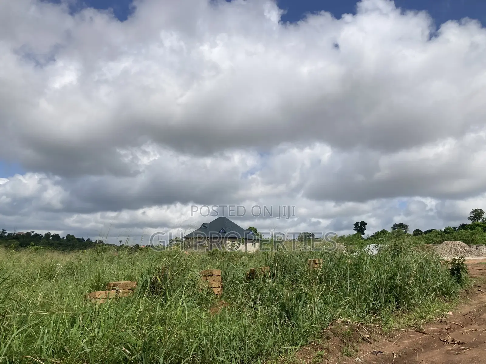 Full Plot for Sale at Kankre Trade Road