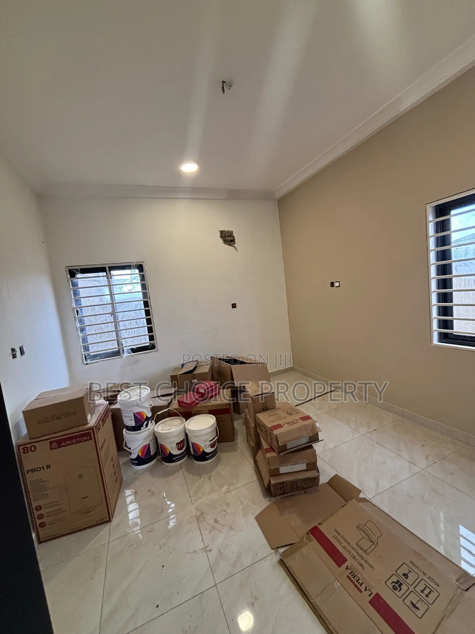 4bdrm Duplex in Lakeside Community 8, Ashaley Botwe for Sale