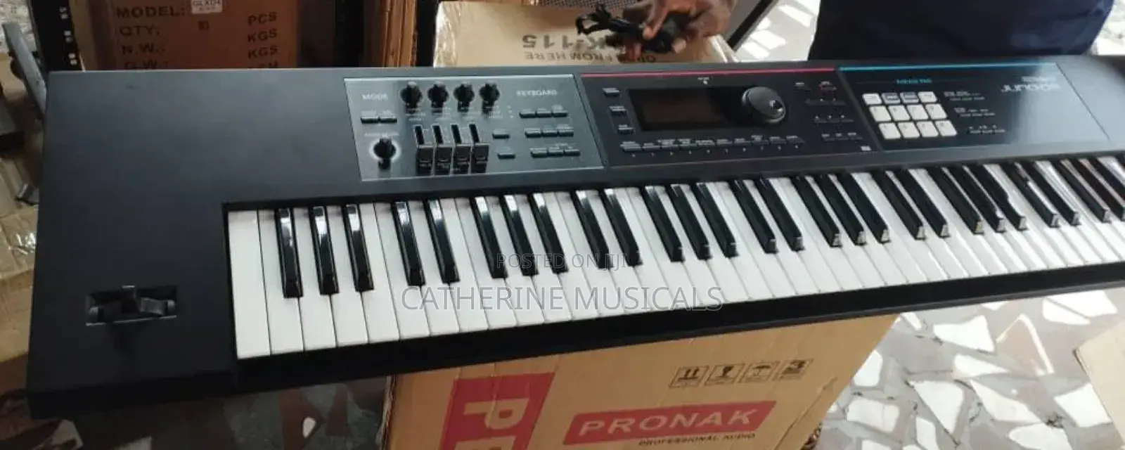 Roland Juno-Ds 61-Key Lightweight Synth-Action Keyboard