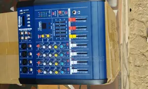Yamaha 4 Channel Powered Mixer