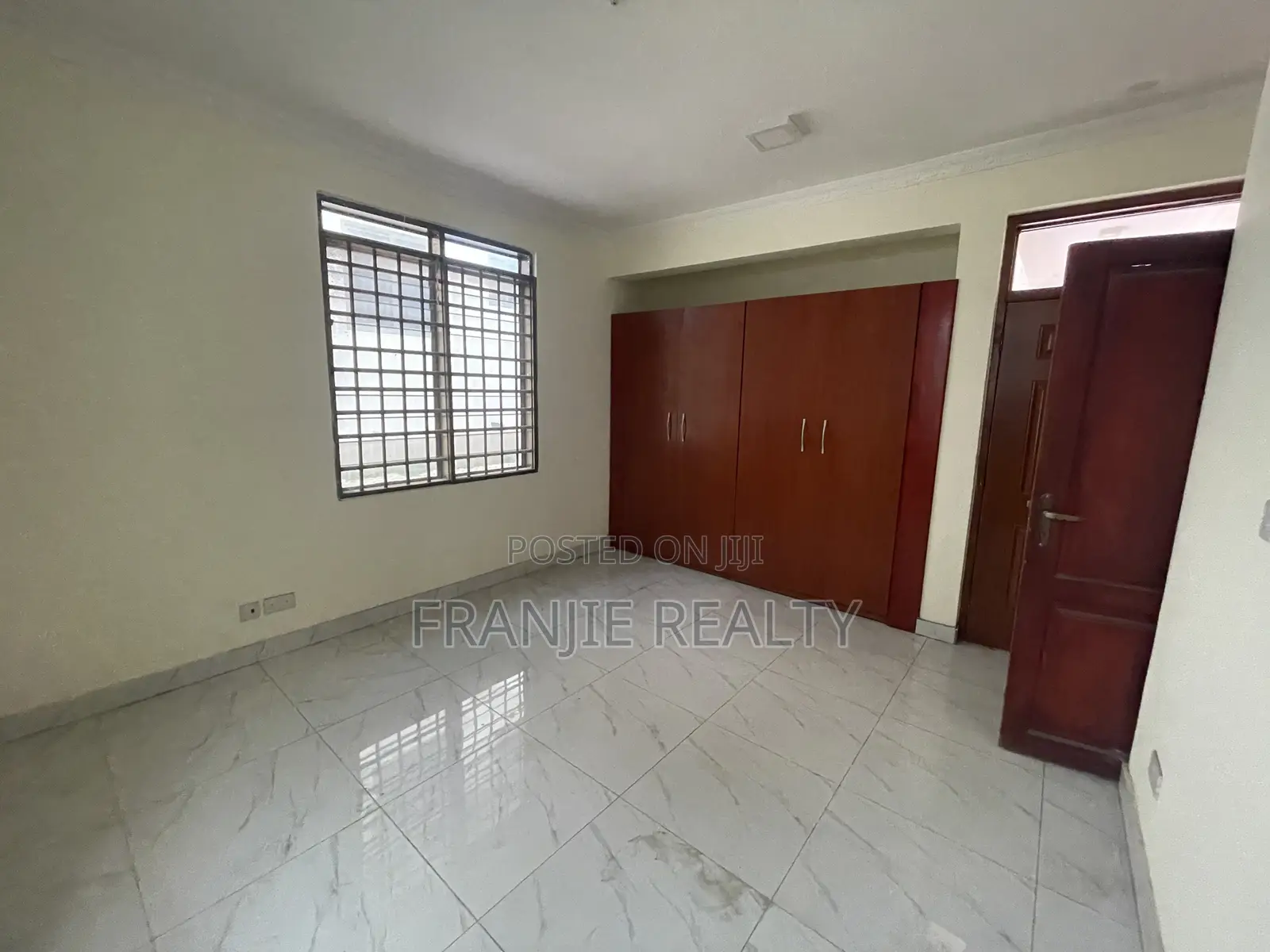 2bdrm Apartment in Toll Booth for rent