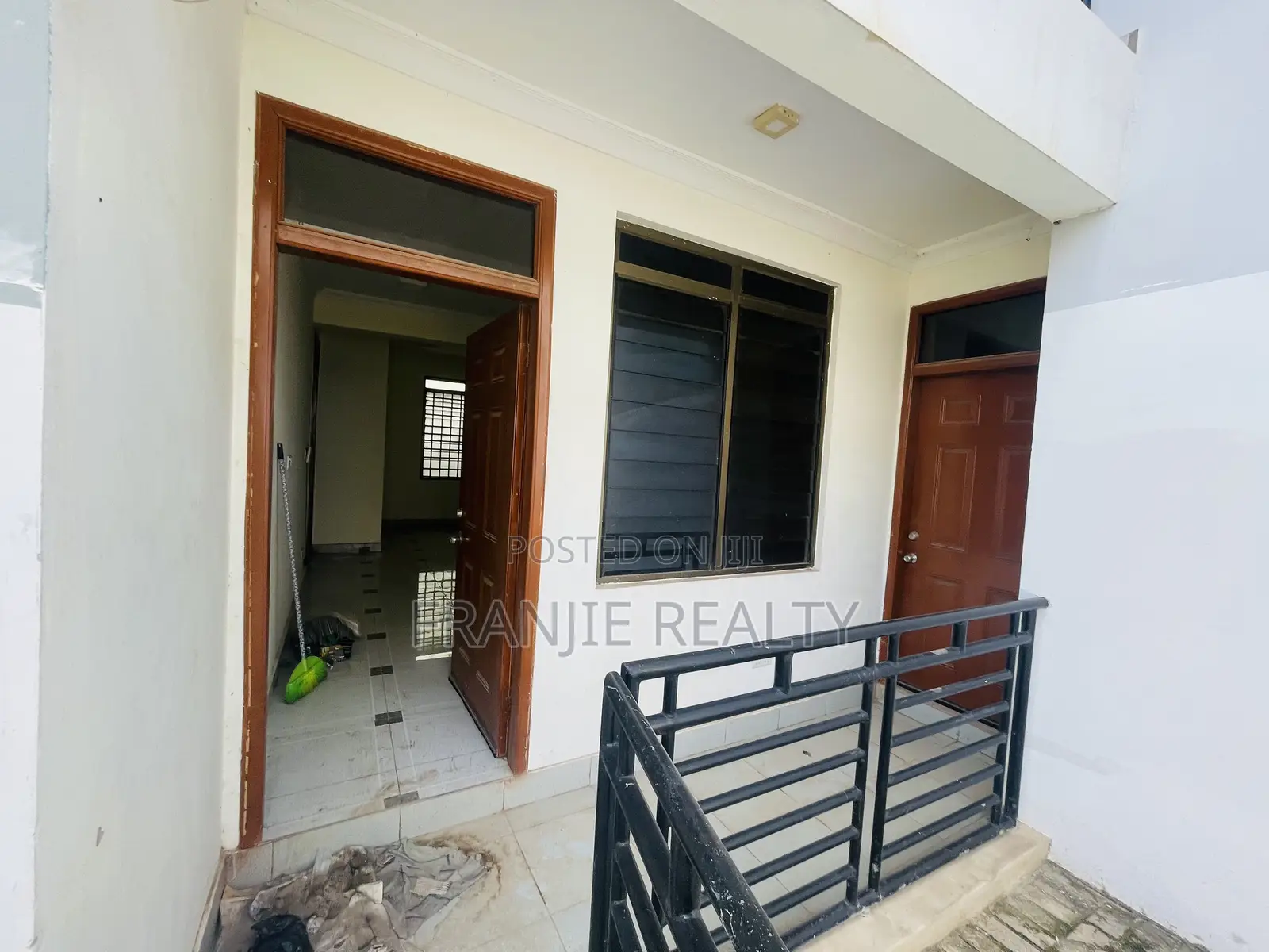 2bdrm Apartment in Toll Booth for rent