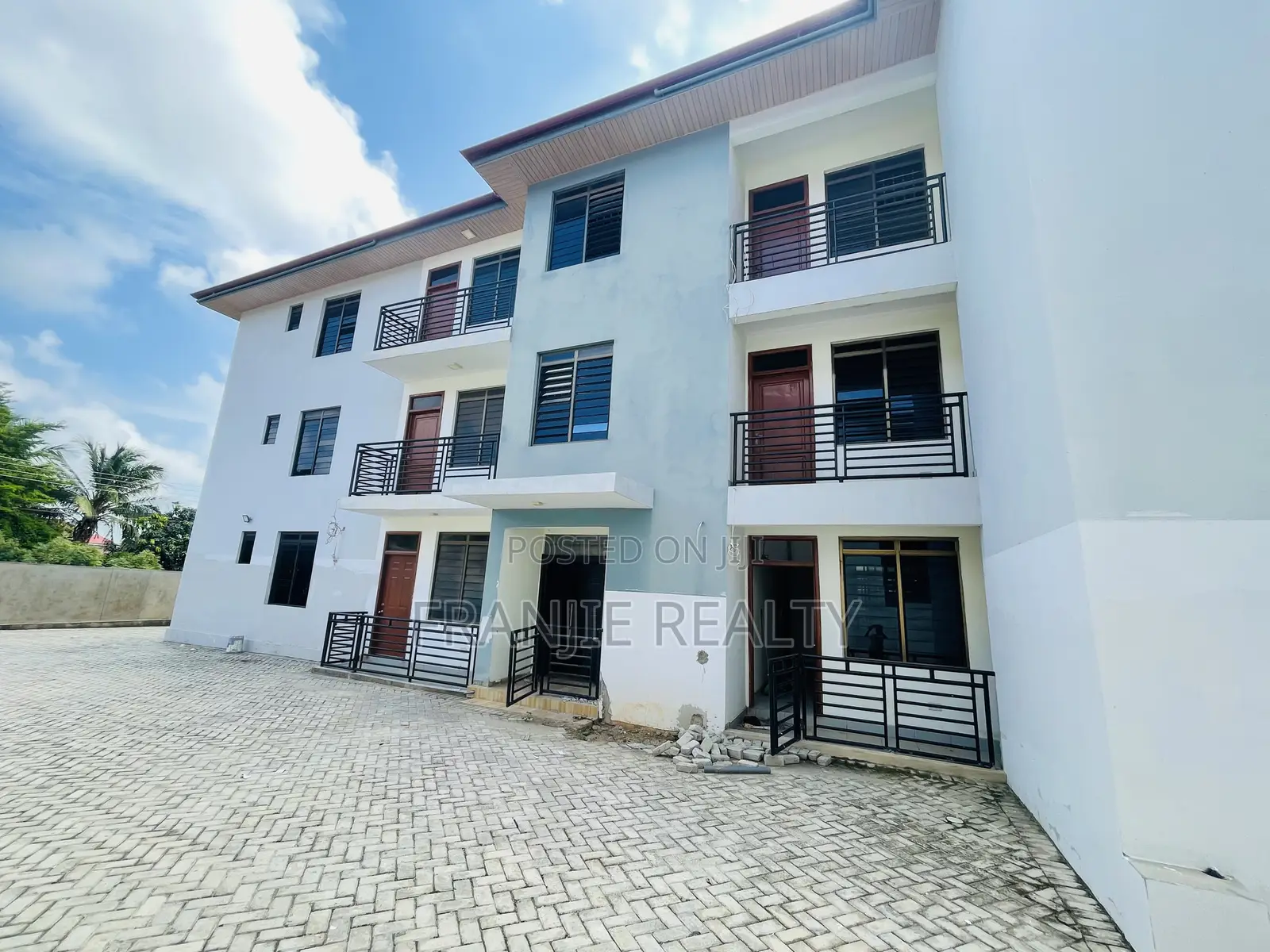 2bdrm Apartment in Toll Booth for rent