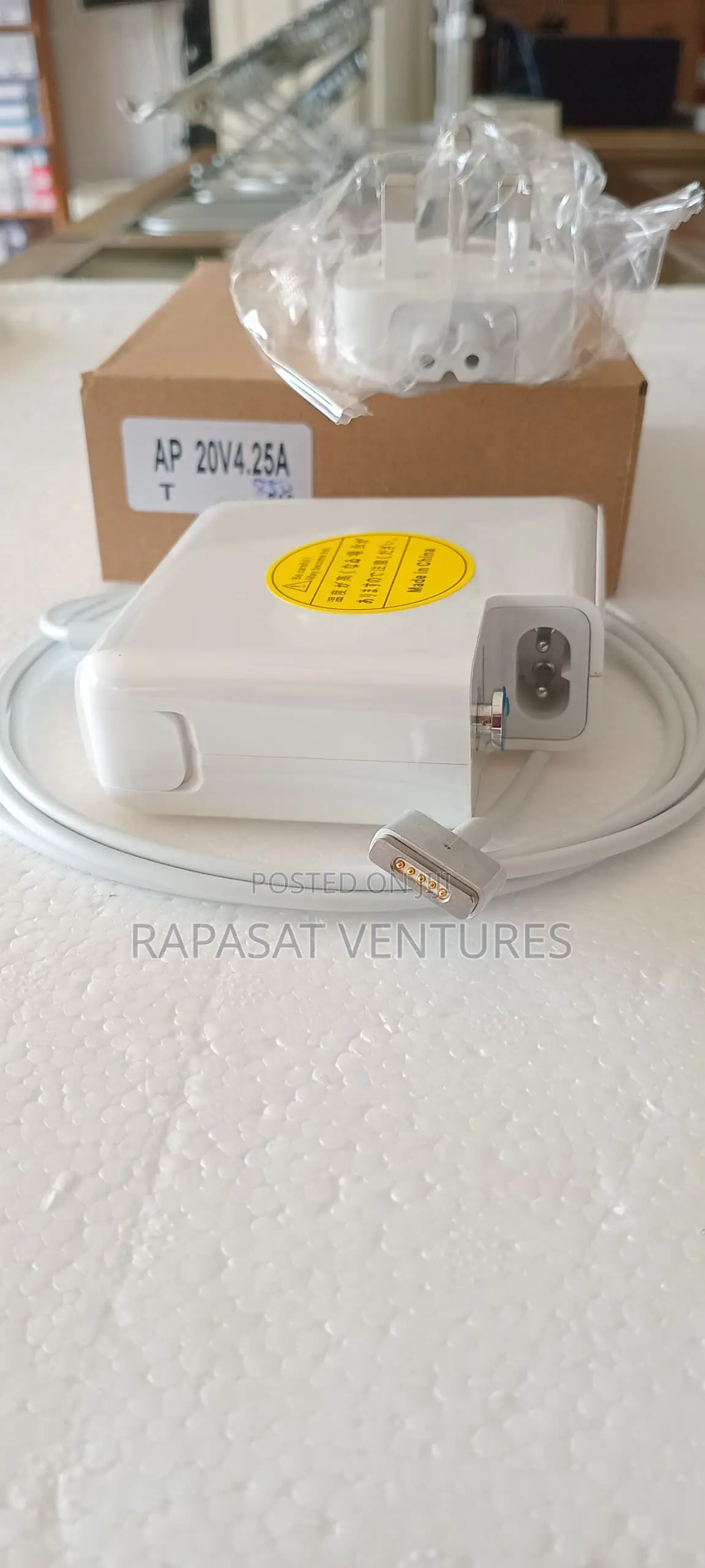Apple Macbook 20v 4.25a 85w T Type Adapter