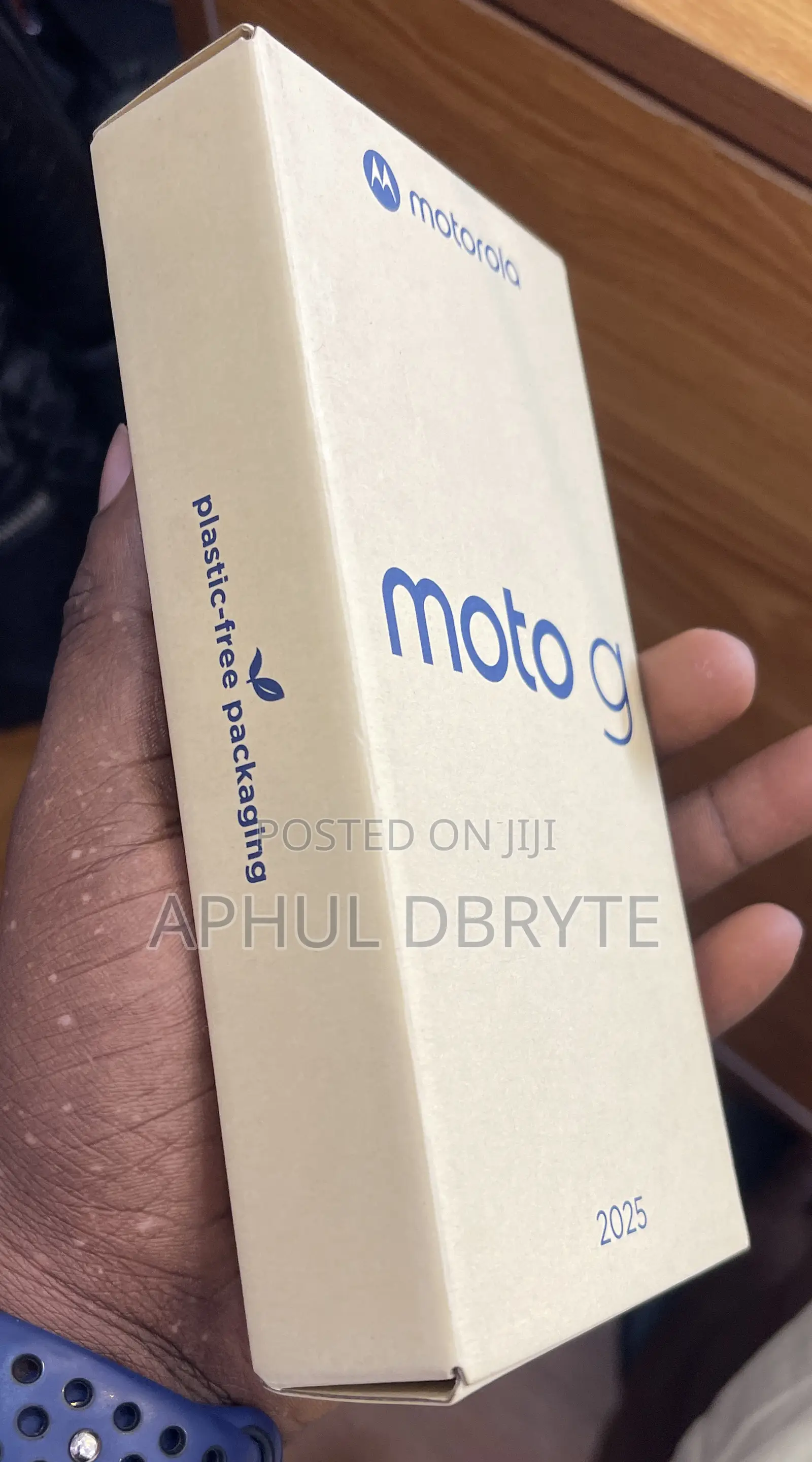 New Motorola Moto G 8 GB Gray