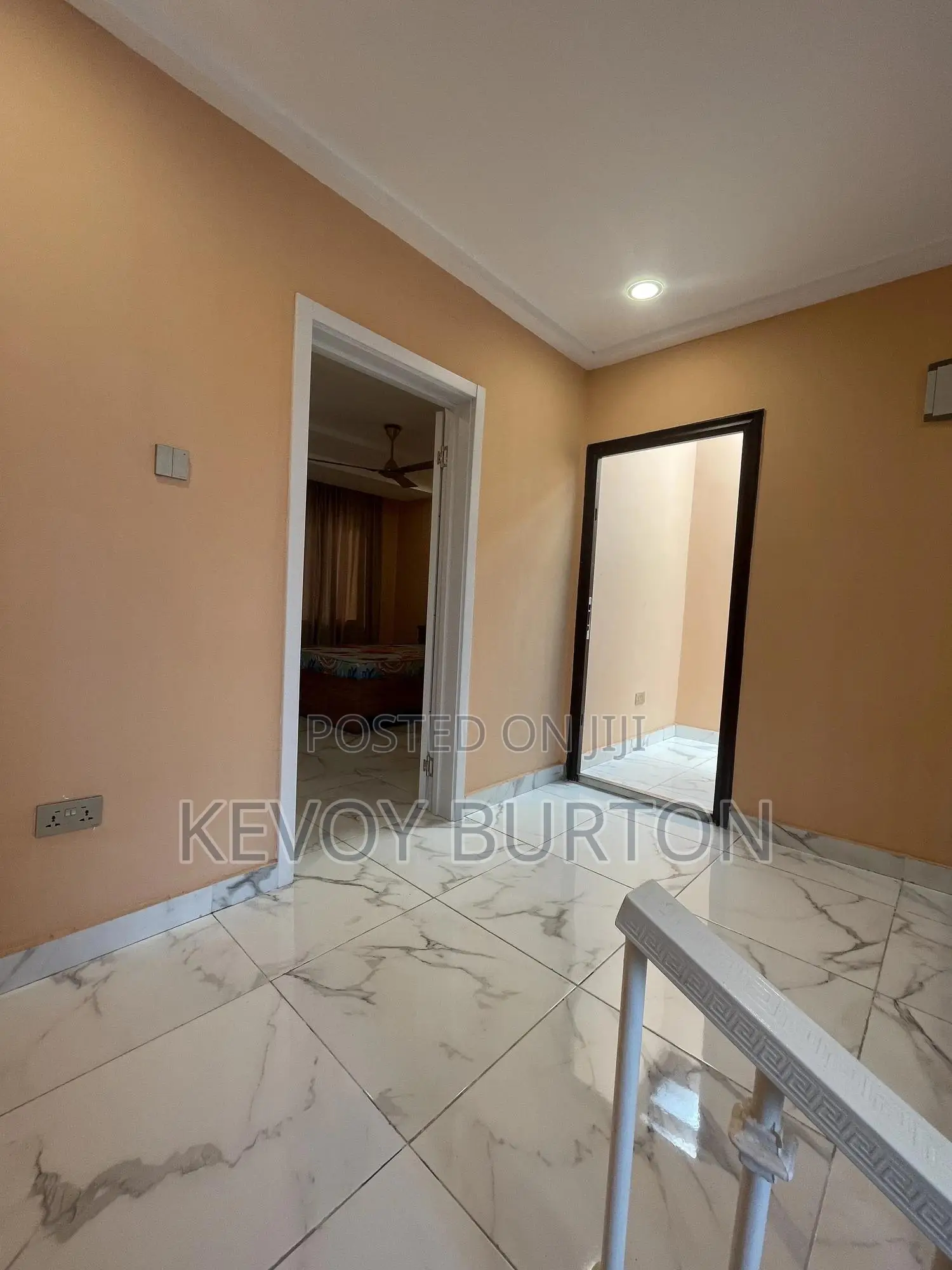 Furnished 2bdrm Condo in Icon Villas, School Junction for rent