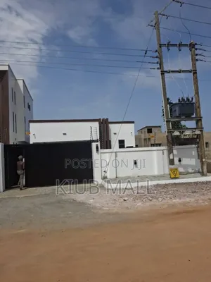 4bdrm House in Nmai-Dzorn for sale