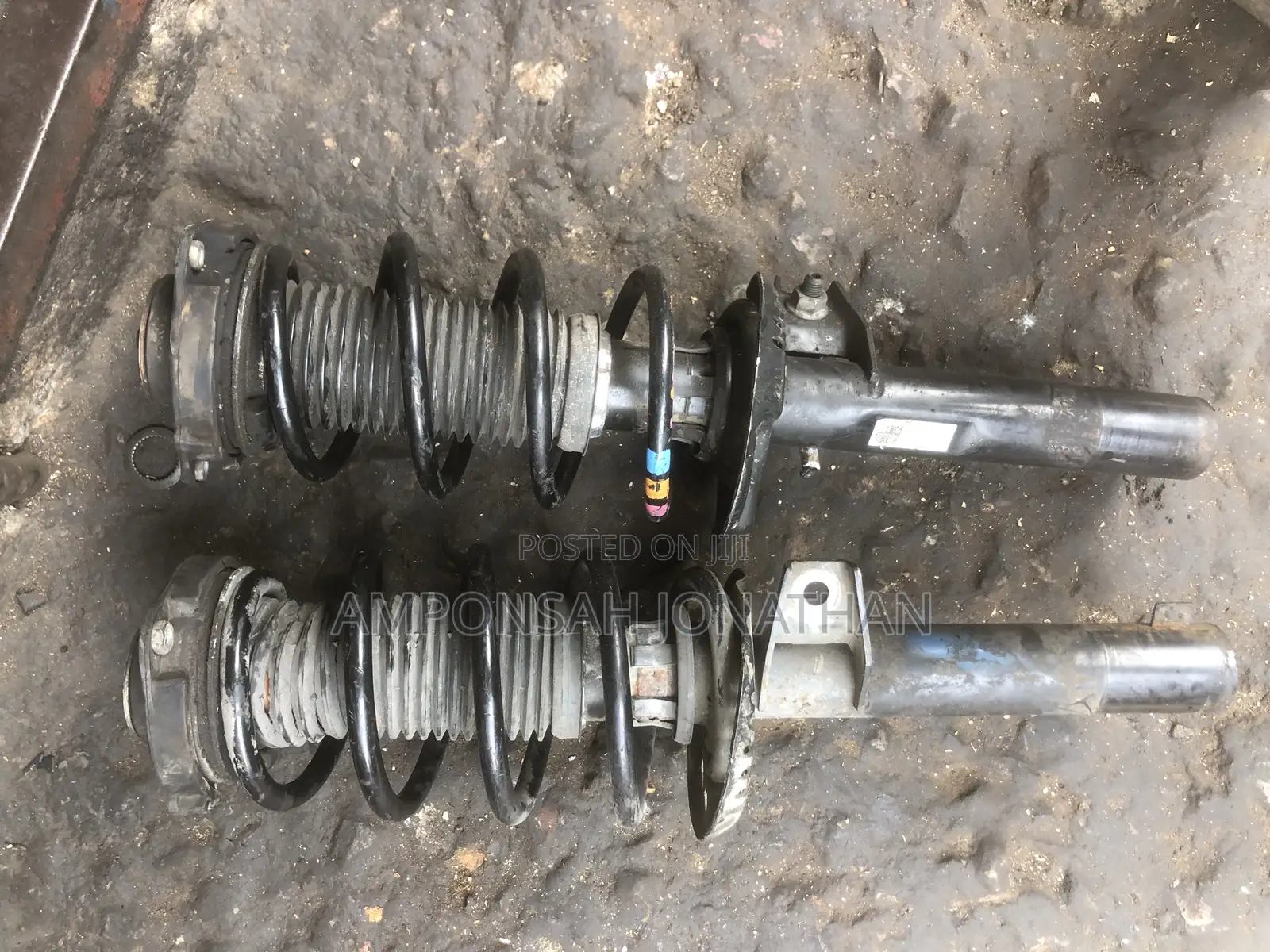 Vw Golf 5/ Passat 5 Front Shocks