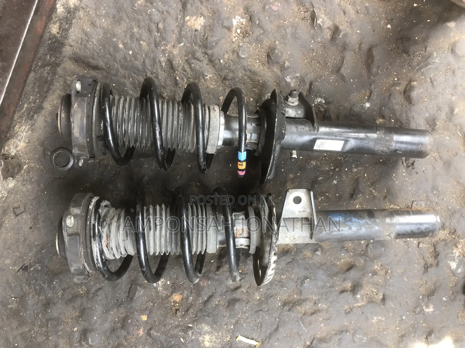 Vw Golf 5/ Passat 5 Front Shocks