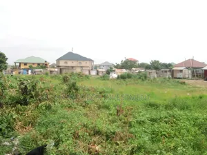 Classic Eight (8) Plots - Lakesides Estates