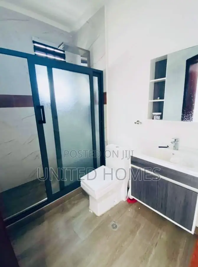 2bdrm House in Adjiriganor for rent