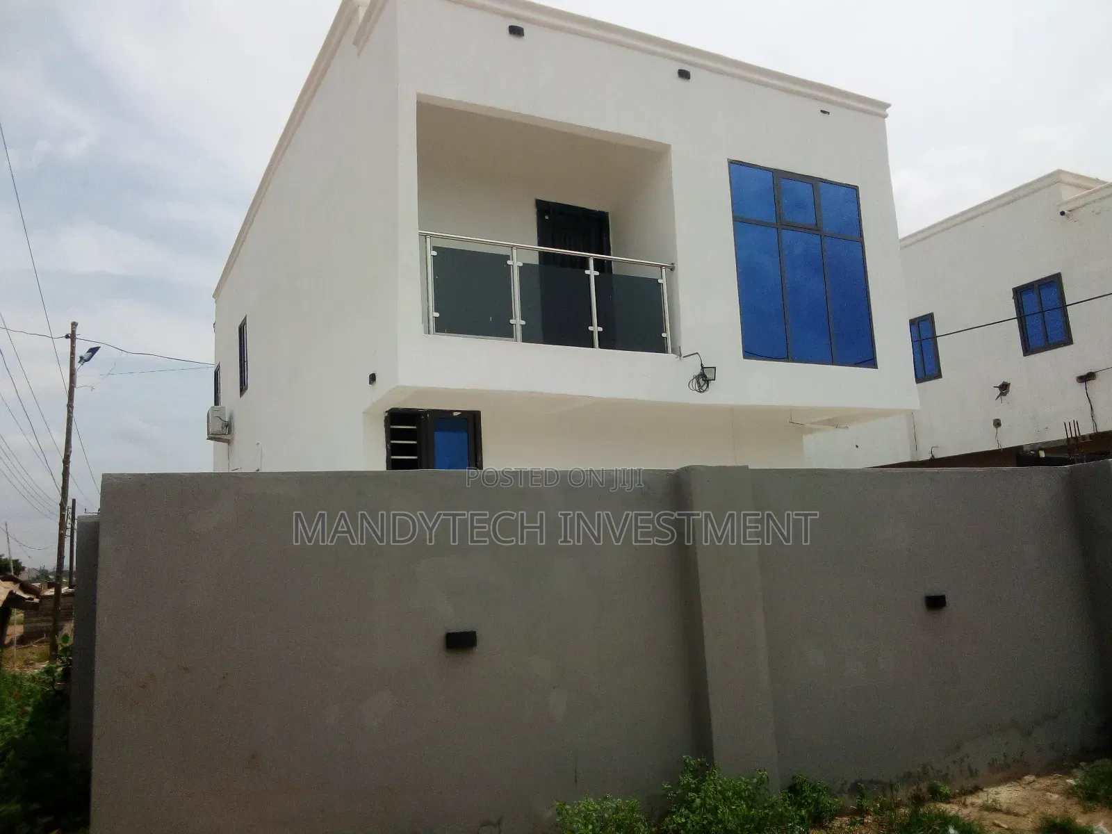 2bdrm Duplex in Lake Side Estate for sale
