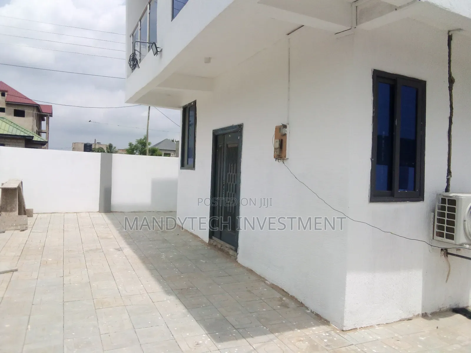 2bdrm Duplex in Lake Side Estate for sale