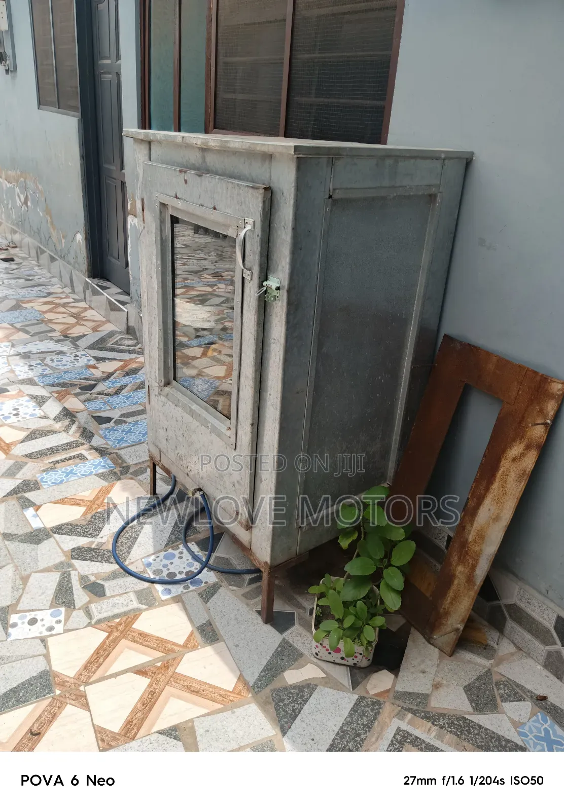 Slightly Used Oven For Sale