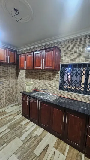 3bdrm Apartment in Klagon, Tema Metropolitan for rent
