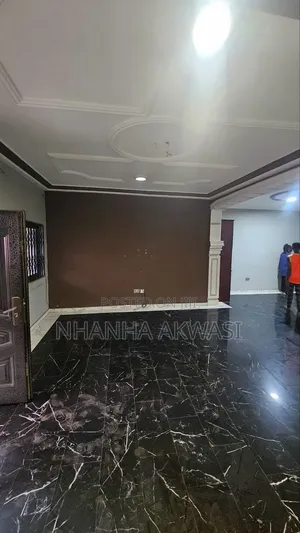 3bdrm Apartment in Klagon, Tema Metropolitan for rent