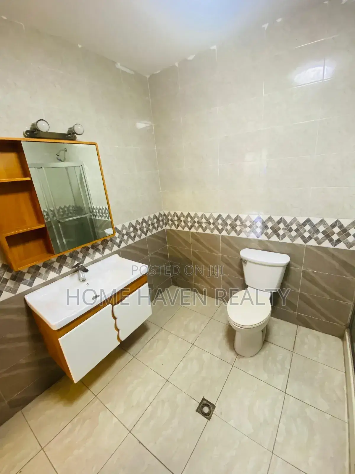 3bdrm Apartment in Adjiriganor, East Legon for rent