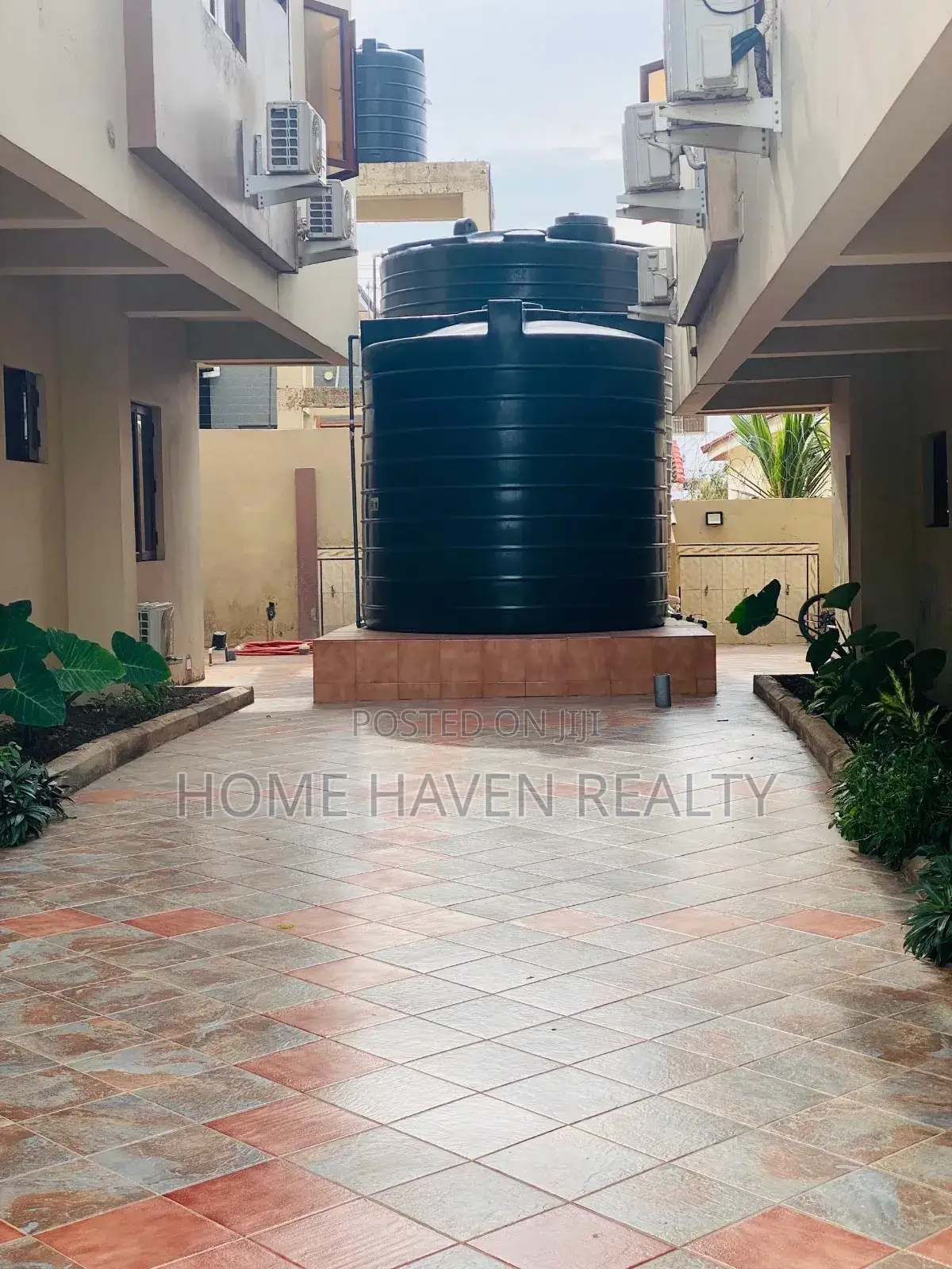 3bdrm Apartment in Adjiriganor, East Legon for rent