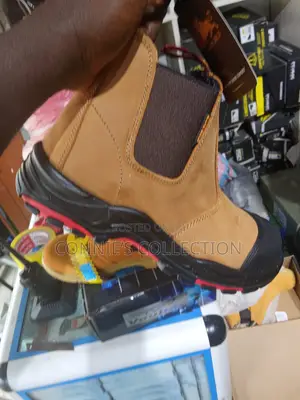 Safe Gold Safety Boot