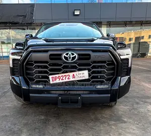 Toyota Tundra Limited CrewMax 5.5' Bed 2024 Black