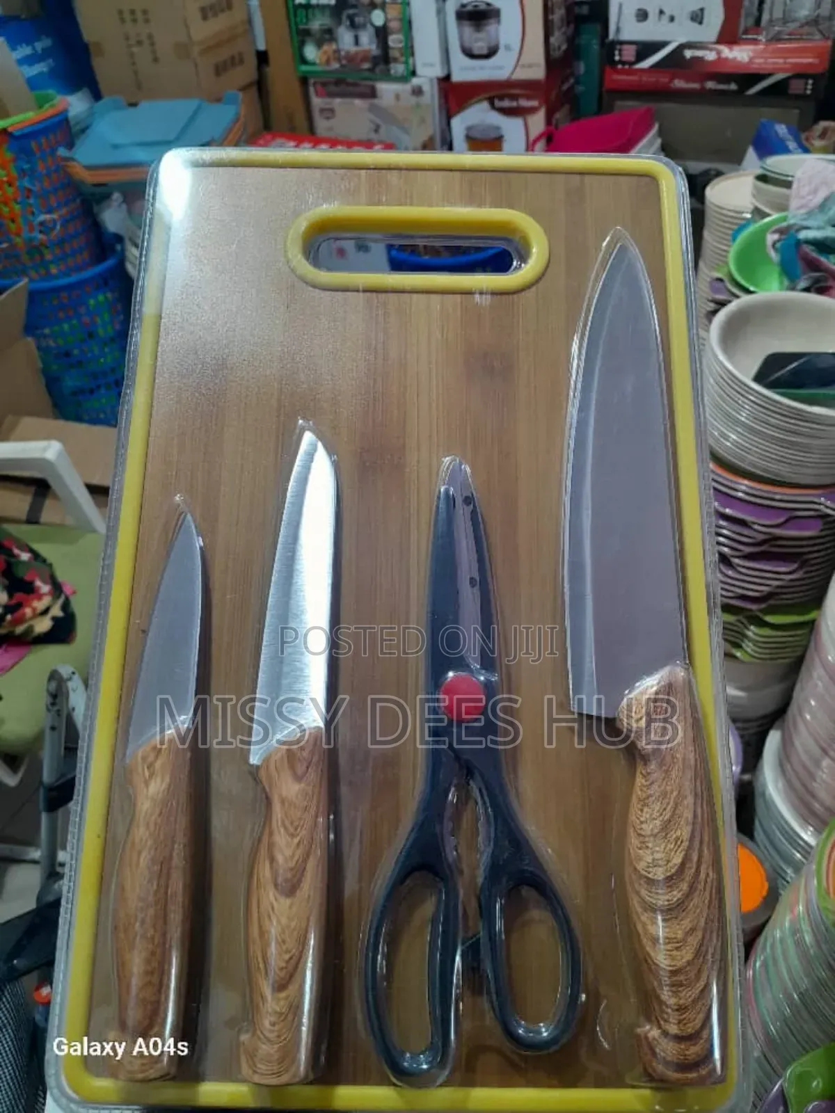 Knife + Cutting Board Set