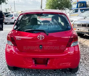 Toyota Vitz 1.3 AWD 3dr 2010 Red