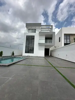 4bdrm House in Ashaley Botwe for sale