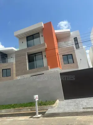 4bdrm House in Dzorwulu for sale