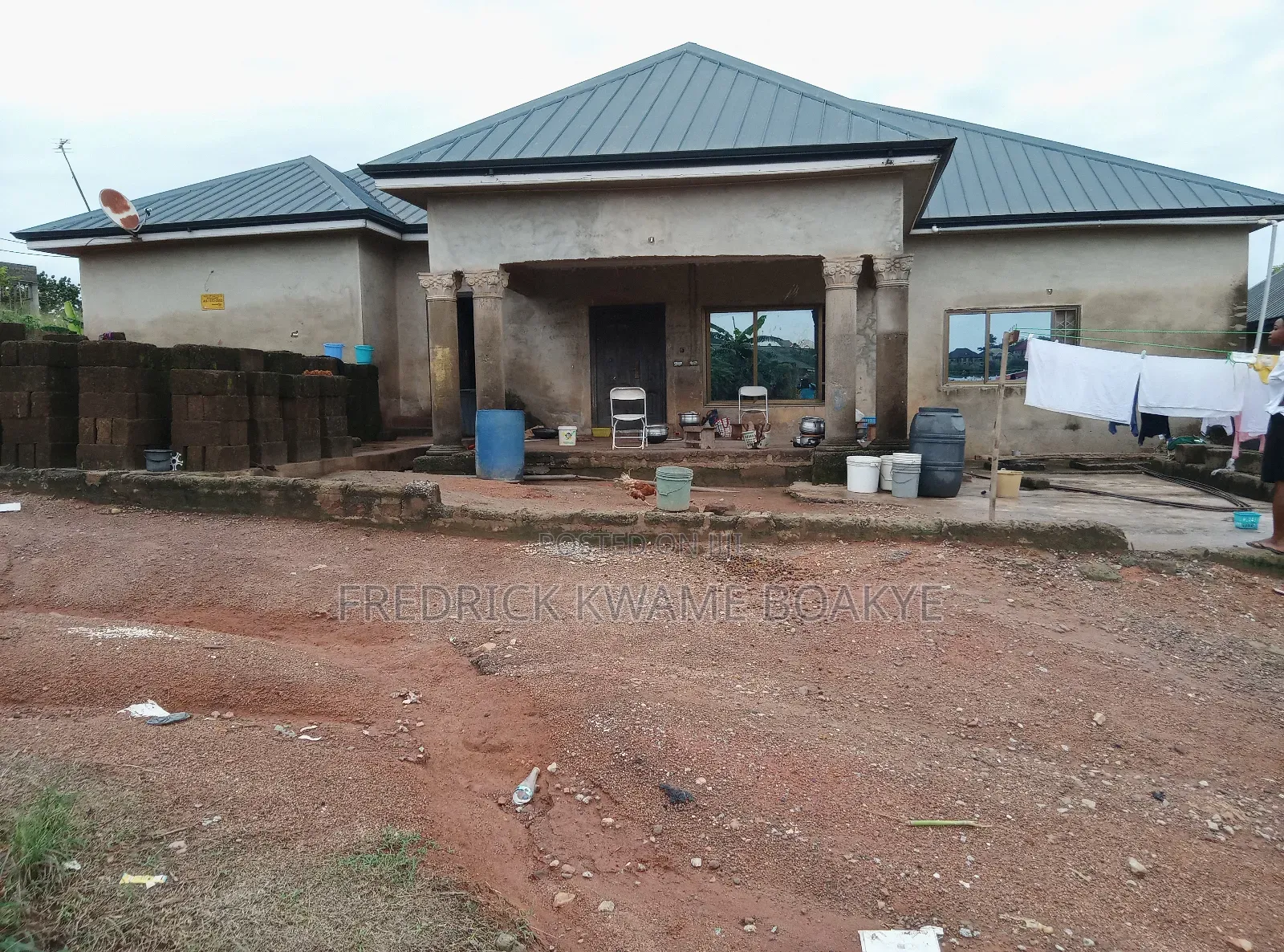 6bdrm House in Brother K Estate, Kumasi Metropolitan for sale