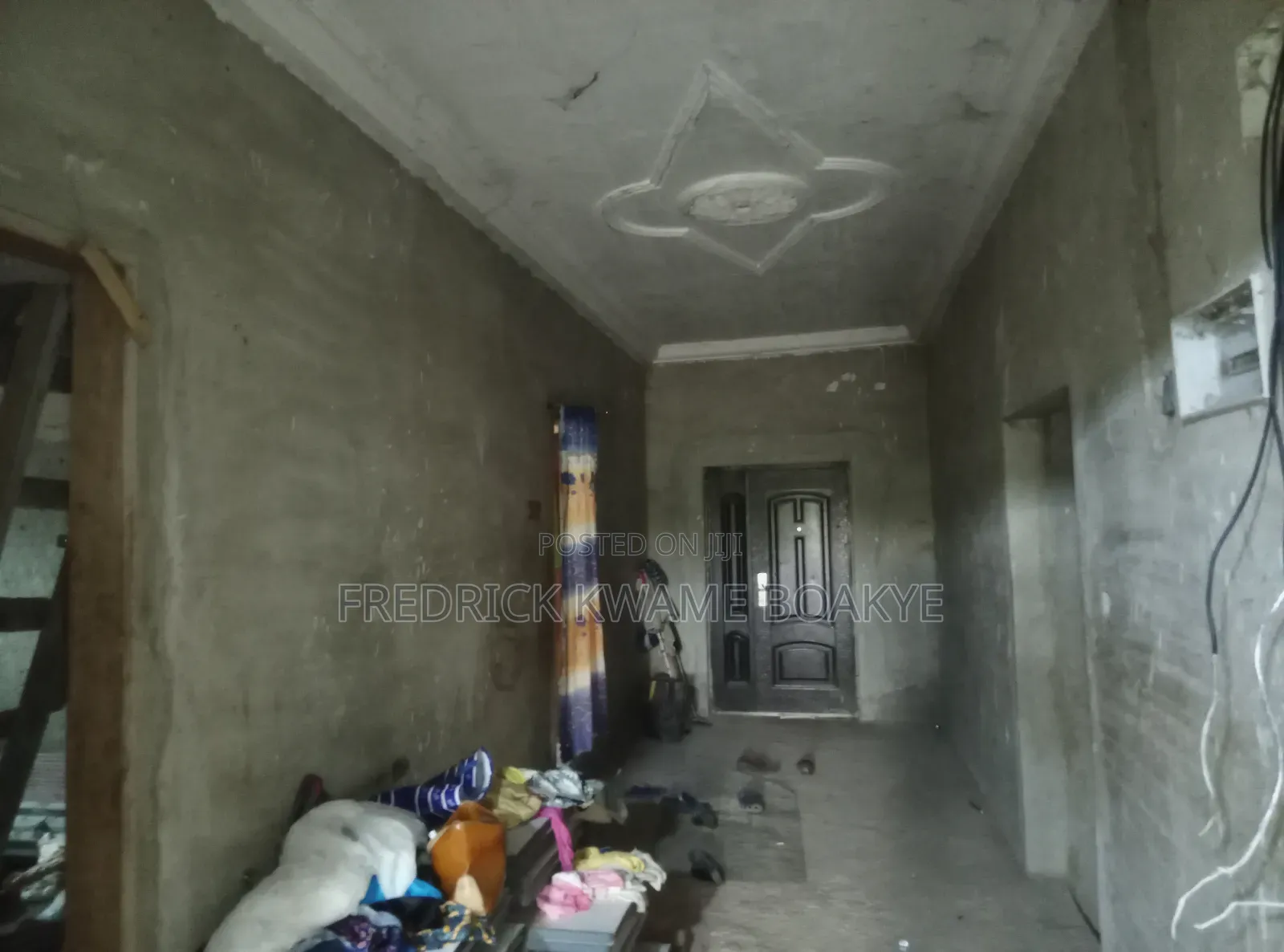 6bdrm House in Brother K Estate, Kumasi Metropolitan for sale