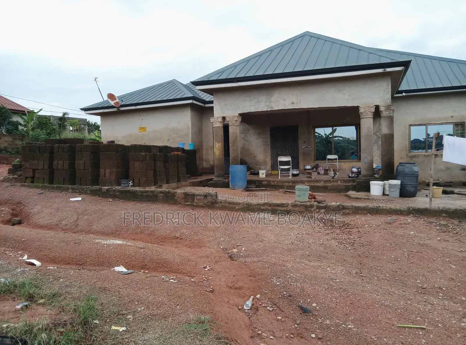 6bdrm House in Brother K Estate, Kumasi Metropolitan for sale