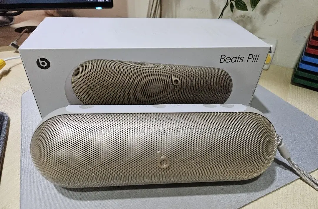 Beats Pill